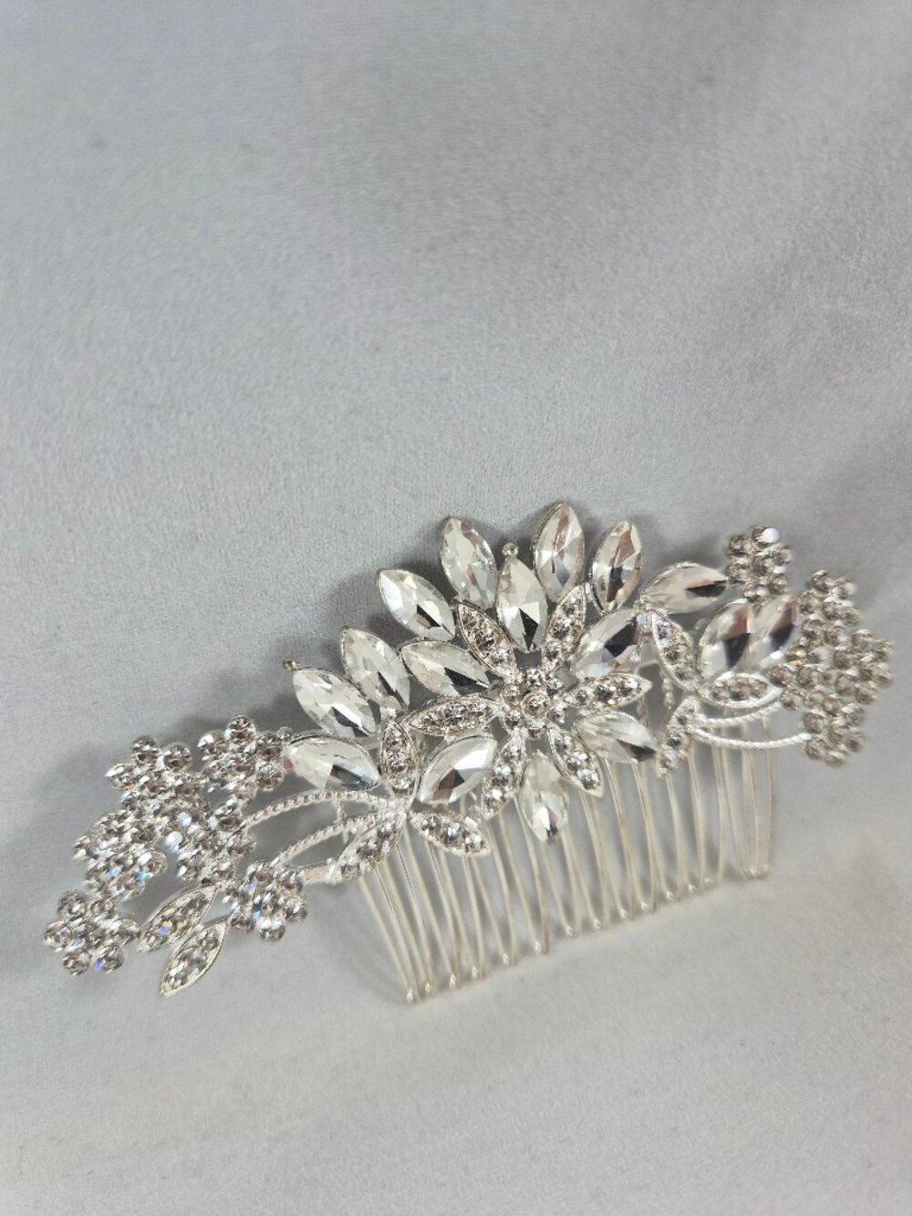 Plum Flower Design Rhinestone Alloy Hair Comb